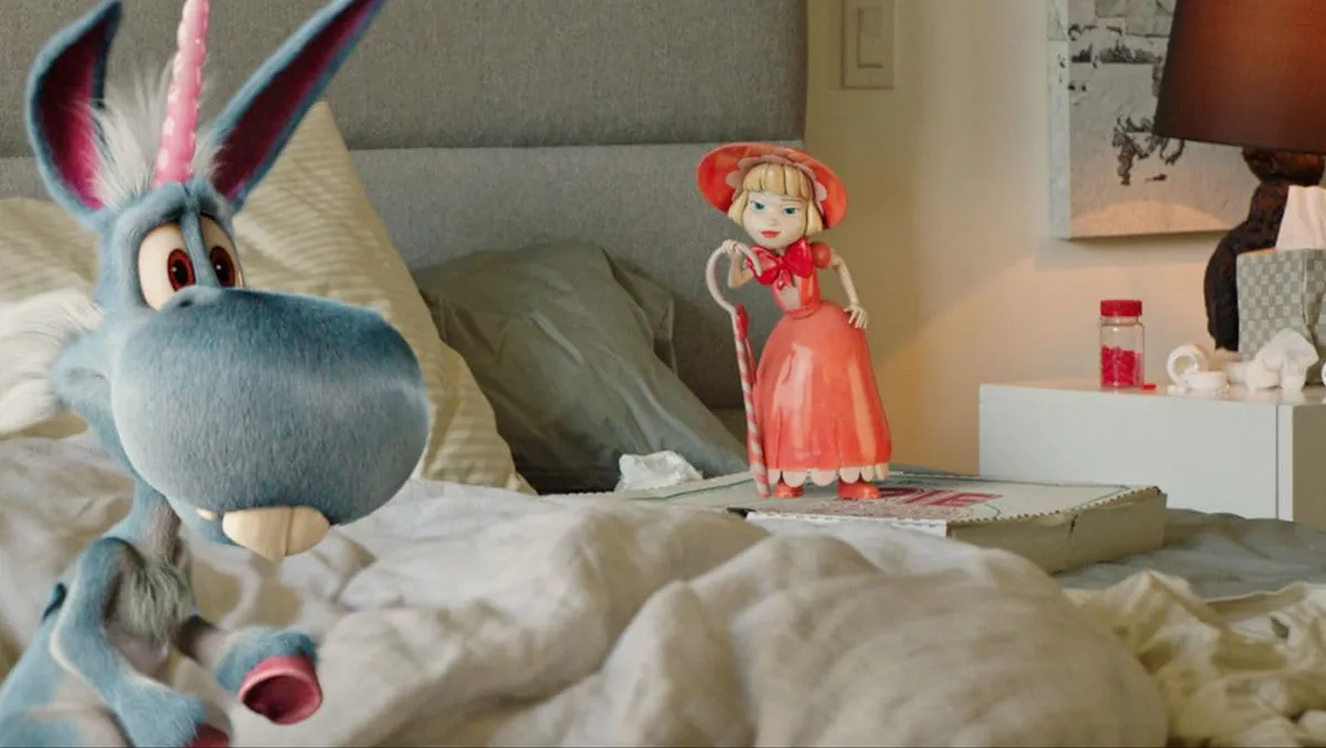 Production still from Happy! Season 1 & 2 (2019)